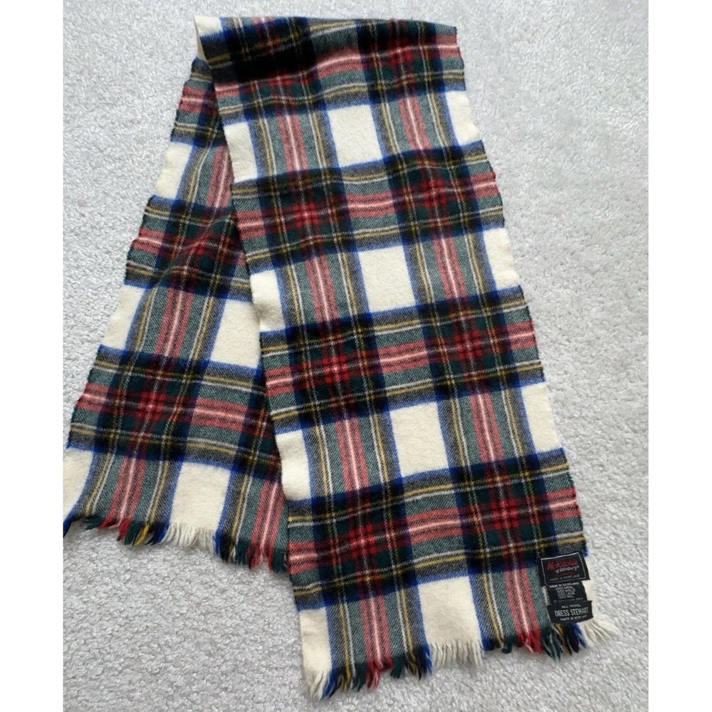 VTG McRitchie OF EDINBURGH SCOTLAND WOOL SCARF 11"x50"